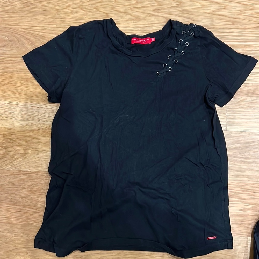 N : philanthropy black t shirt